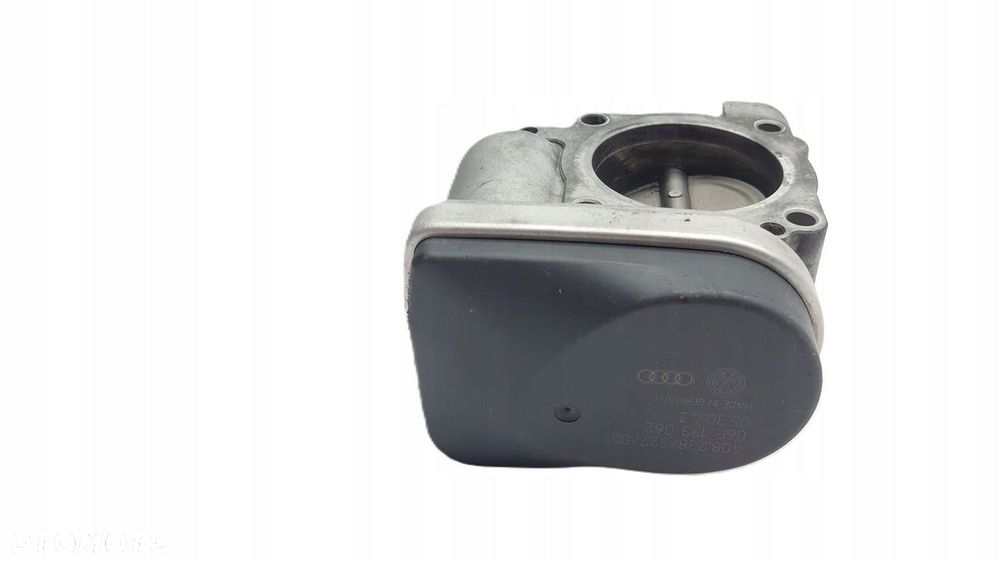 PRZEPUSTNICA KLAPA GASZĄCA AUDI A3 SEAT SKODA VW PASSAT 2.0 FSI 06F133062