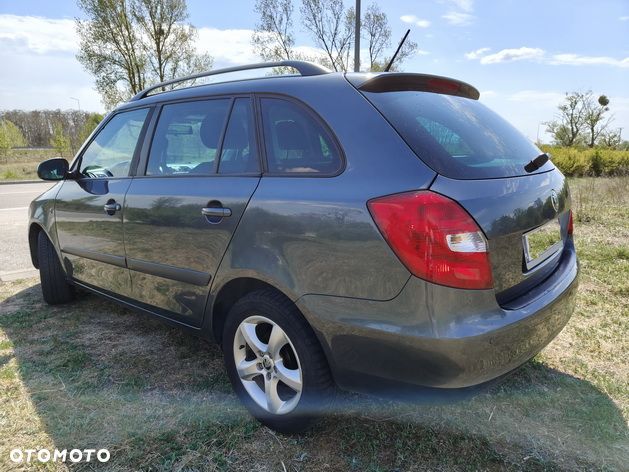 Skoda Fabia 1.2 HTP Active Green tec - 5