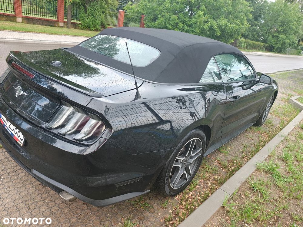 Ford Mustang - 20