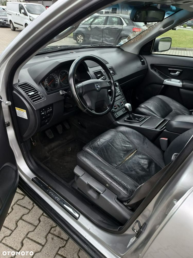 Volvo XC 90 - 9