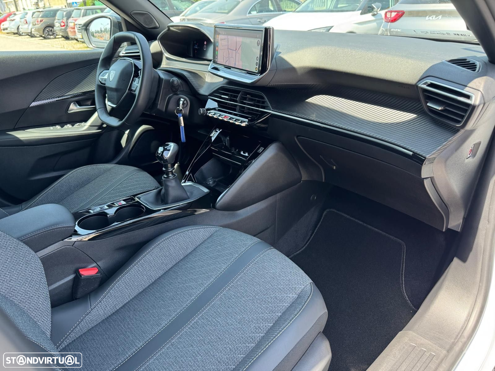 Peugeot 2008 1.2 PureTech Allure Pack - 15