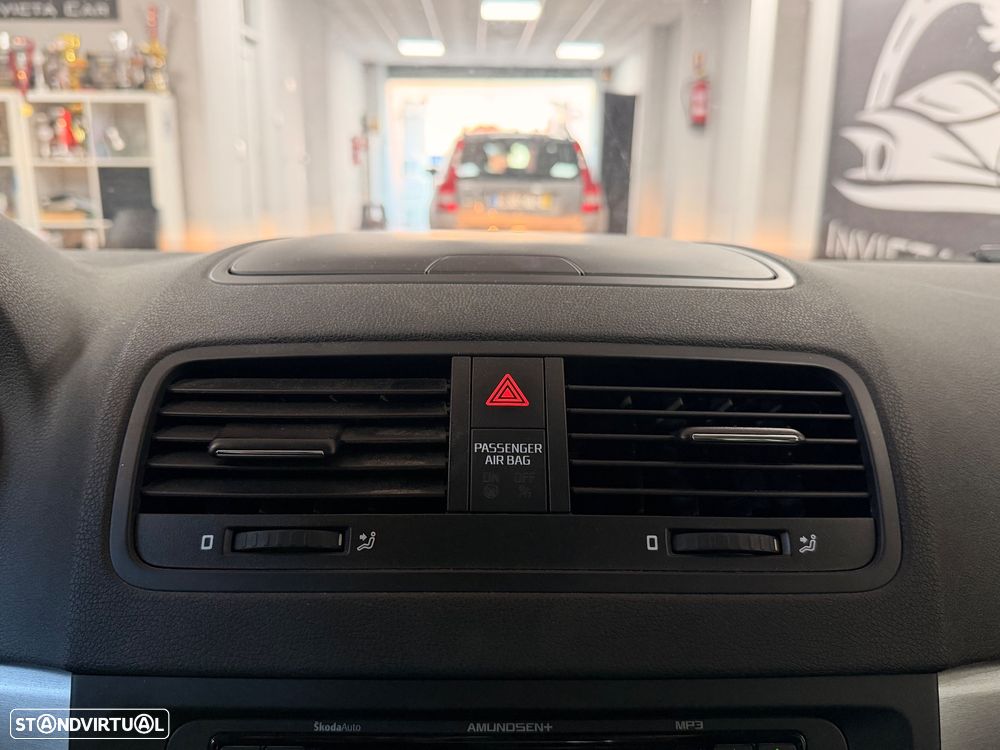 Skoda Yeti 1.2 TSI Ambition - 38