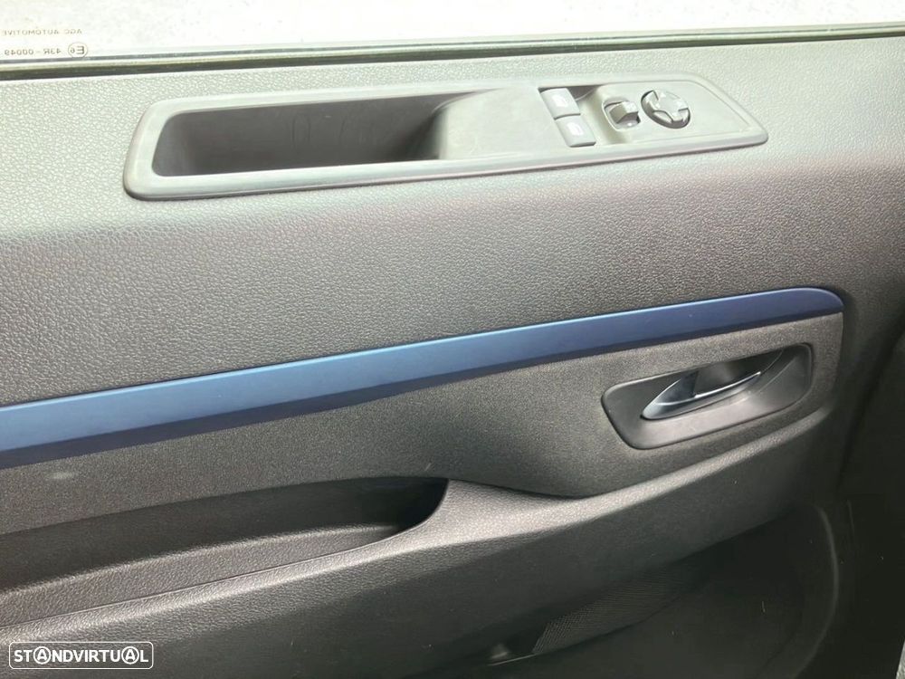 Peugeot Traveller 1.5 BlueHDi L2H1 Business Standard - 20