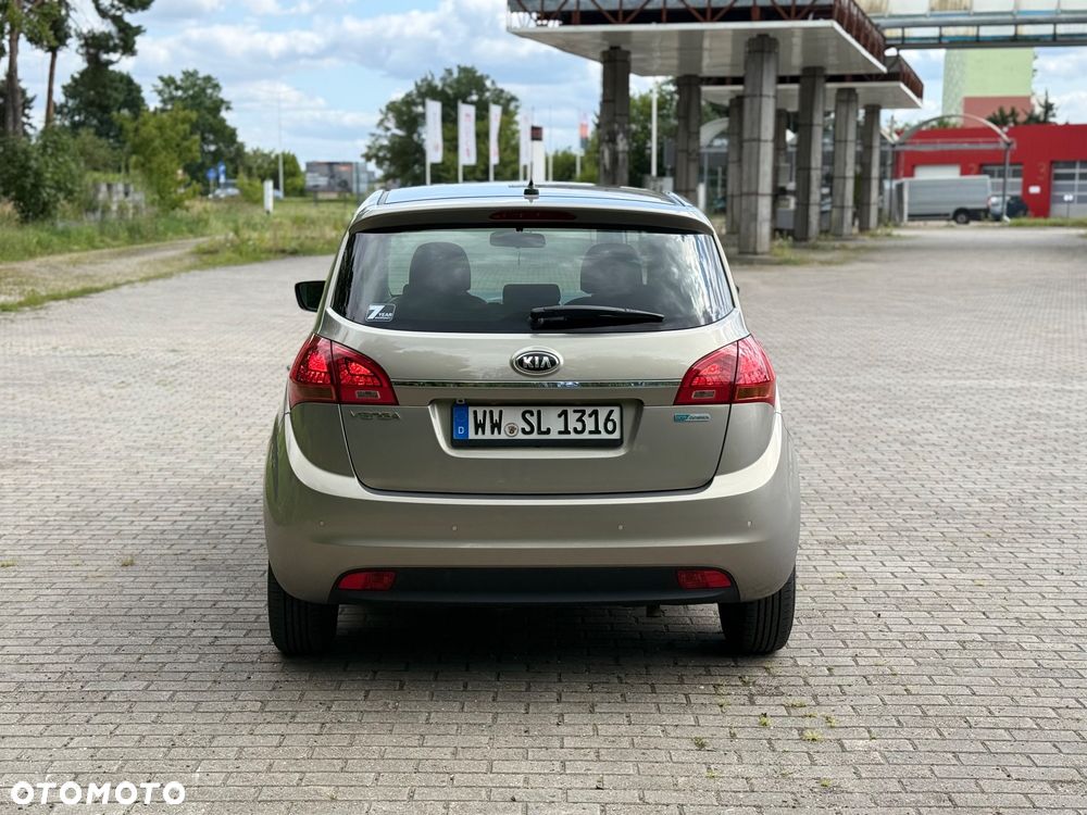 Kia Venga 1.4 CVVT Business Line - 21