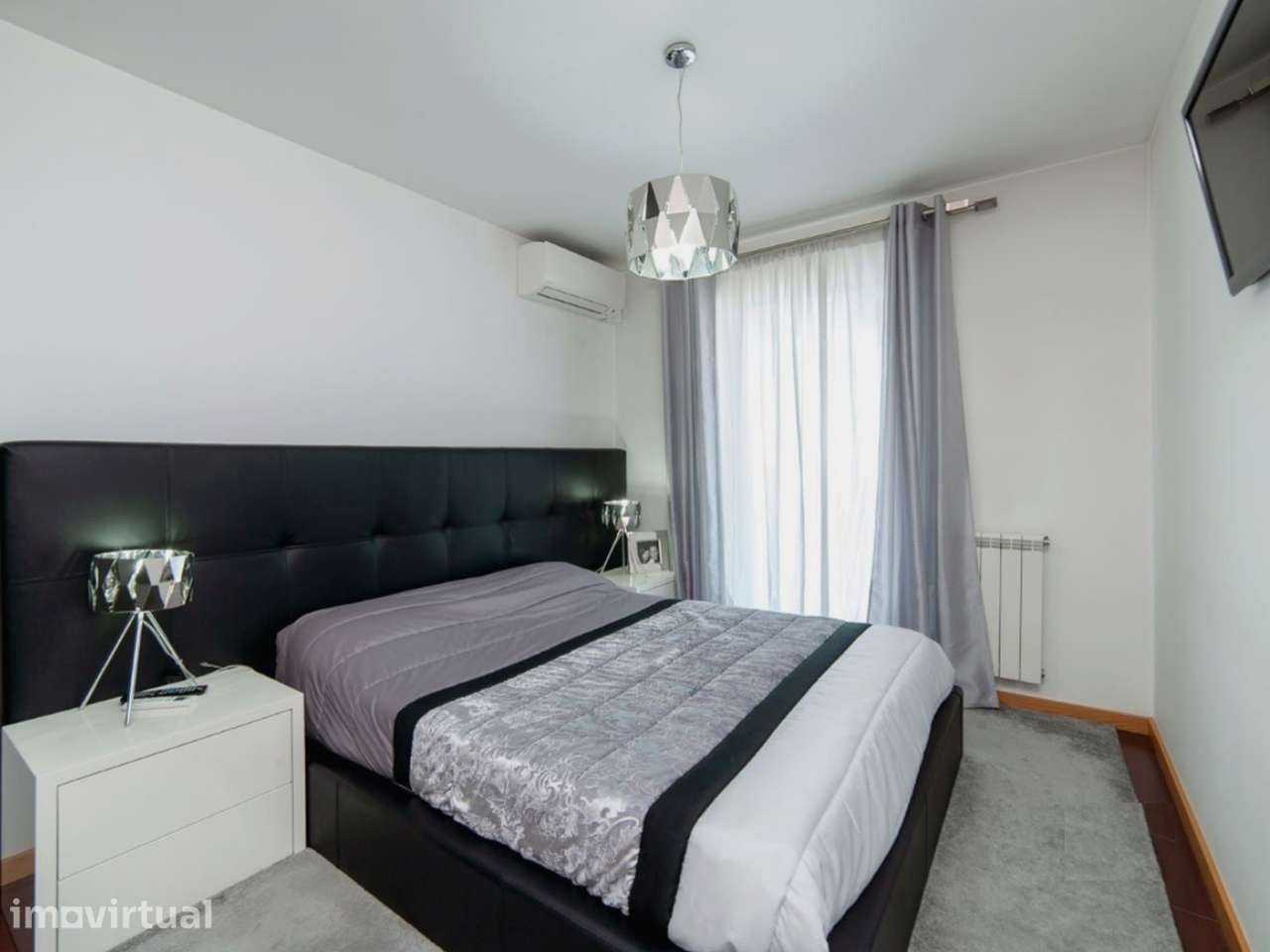 Apartamento T2 Duplex com varanda e garagem Porto - Grande imagem: 4/29