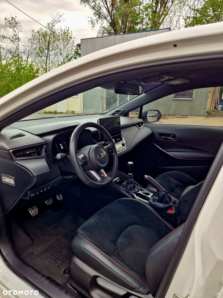 Toyota GR Corolla - 32