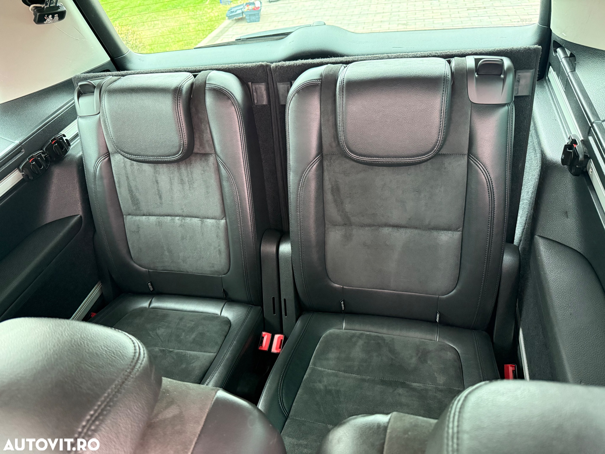 Volkswagen Sharan 2.0 TDI DSG Blue Motion Highline - 13