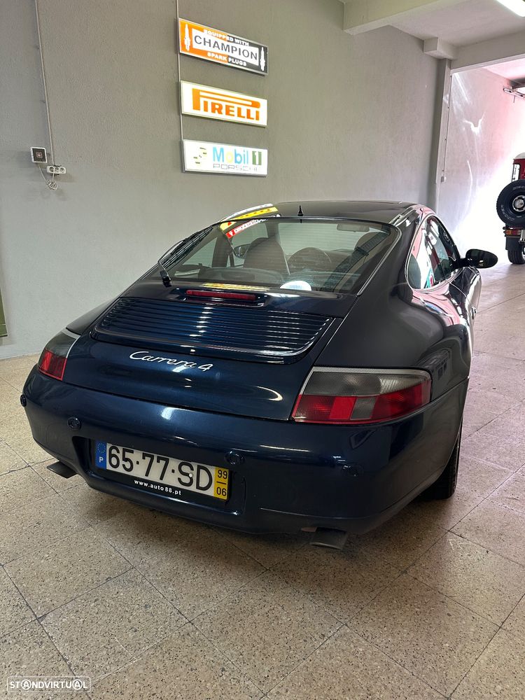 Porsche 911 (996) - 12