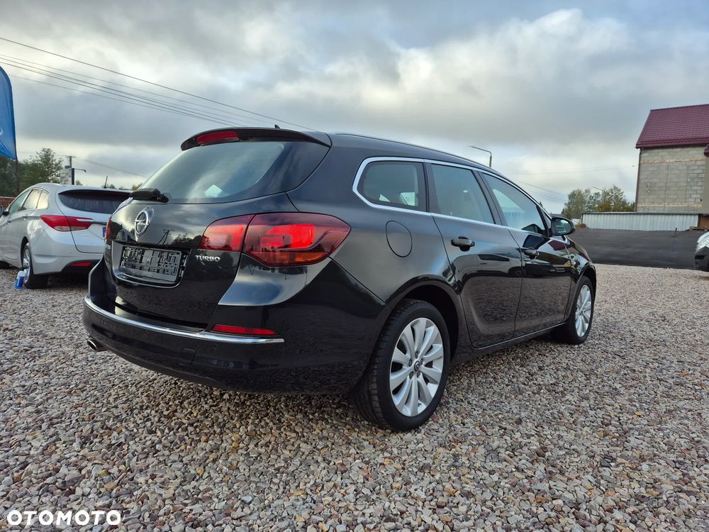 Opel Astra 1.4 Turbo Cosmo - 13