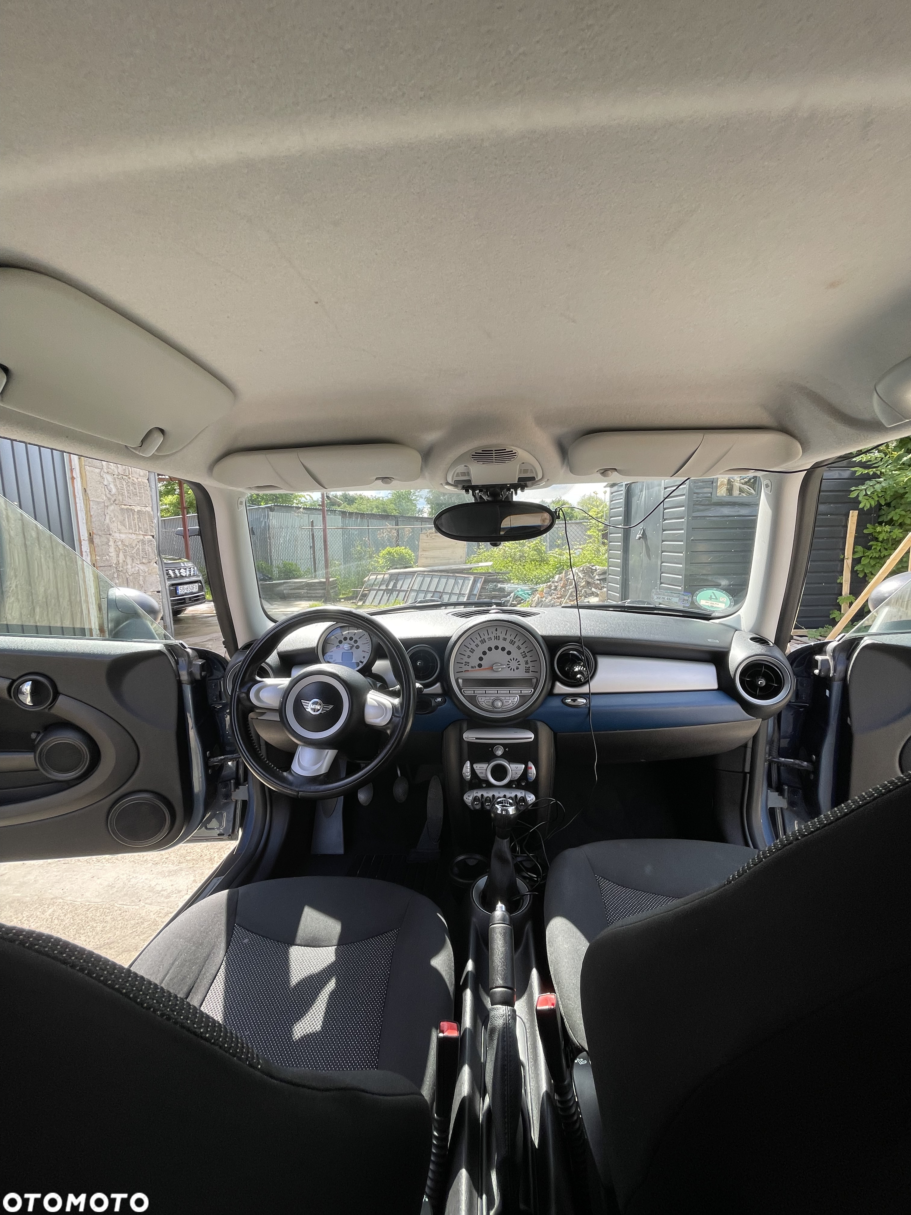 MINI ONE Standard - 10