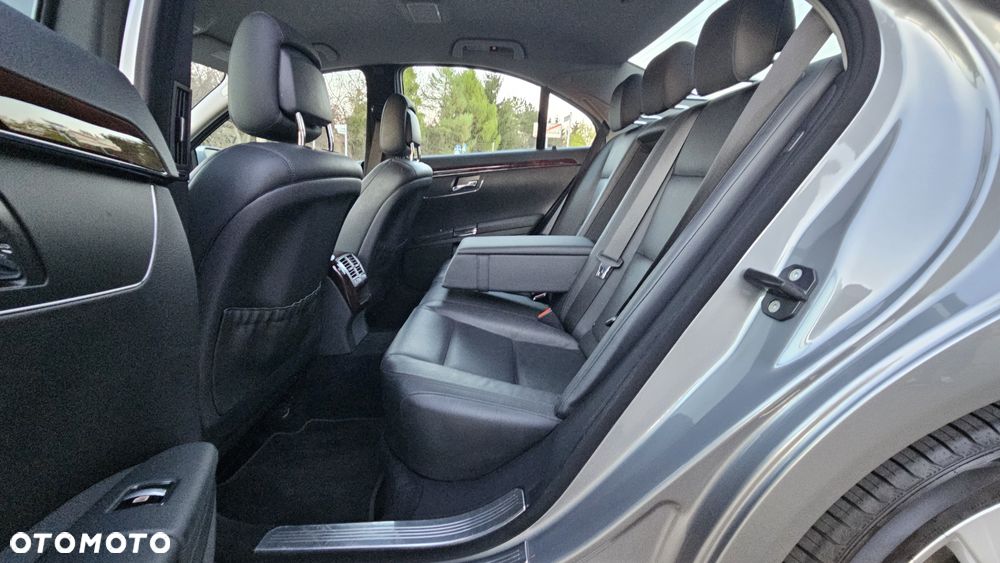 Mercedes-Benz Klasa S 350 CDI 4Matic DPF 7G-TRONIC BlueEFFICIENCY - 19