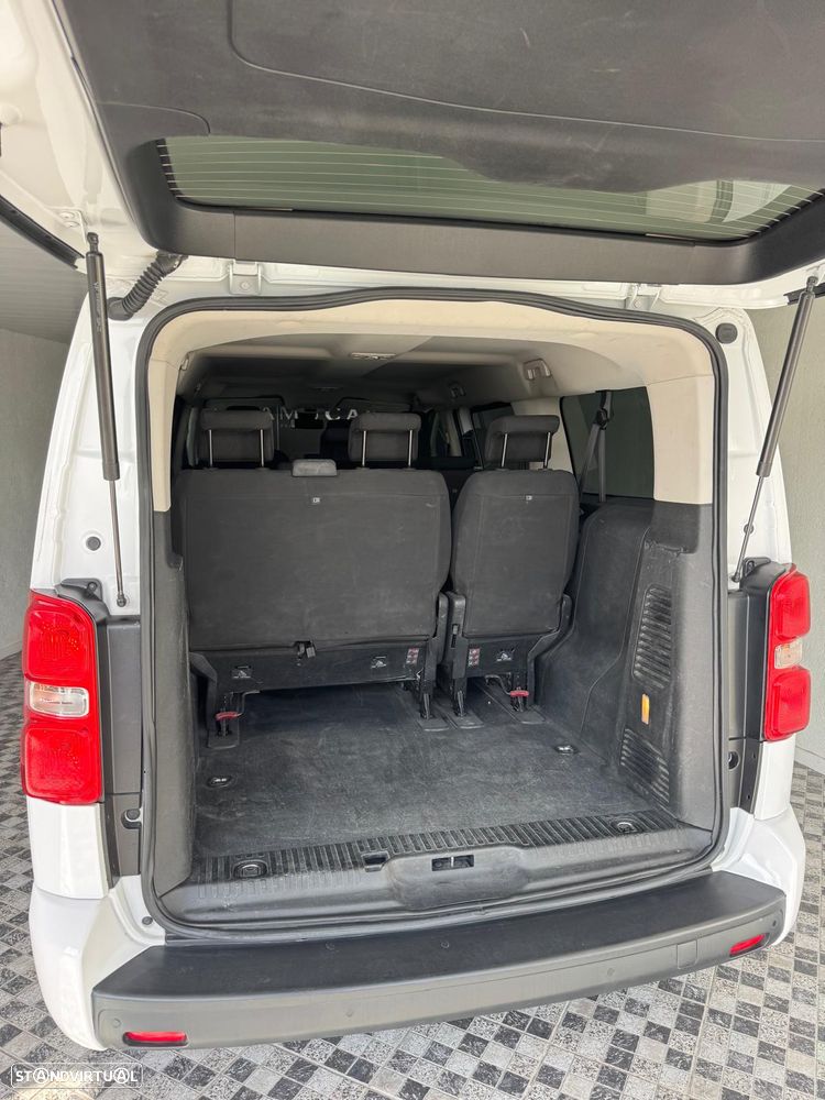 Peugeot e-Expert 75 kWh Semi-Vidrado Long - 11