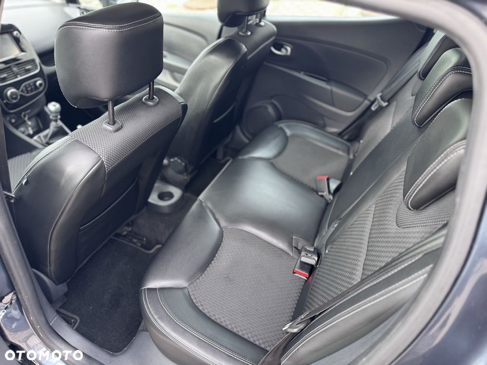 Renault Clio - 8