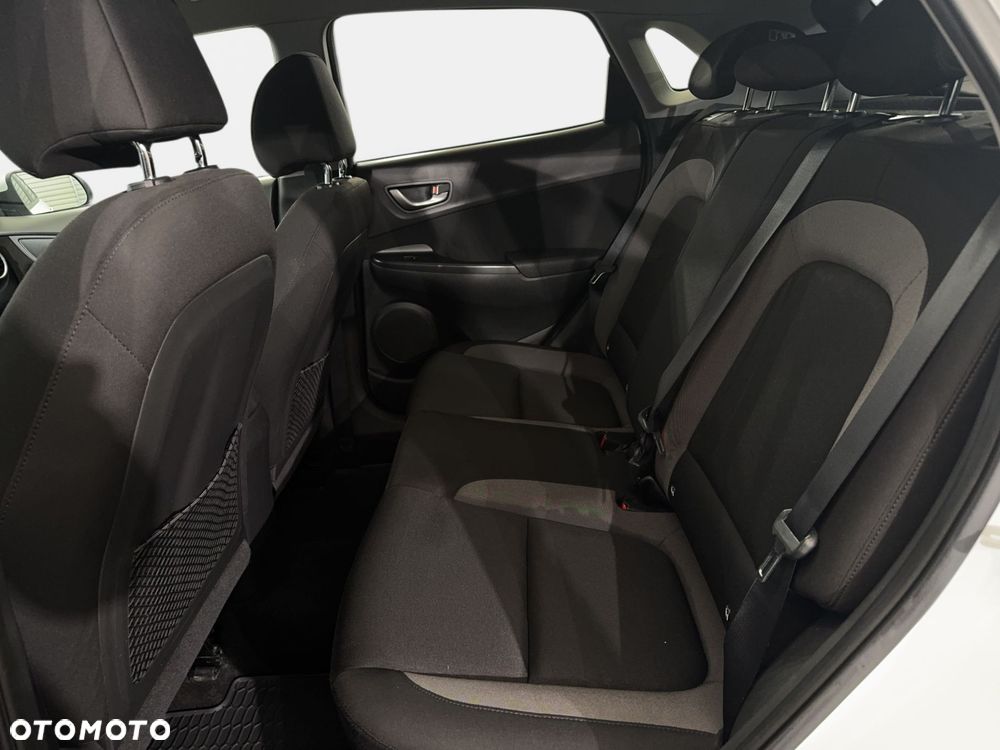 Hyundai Kona - 14