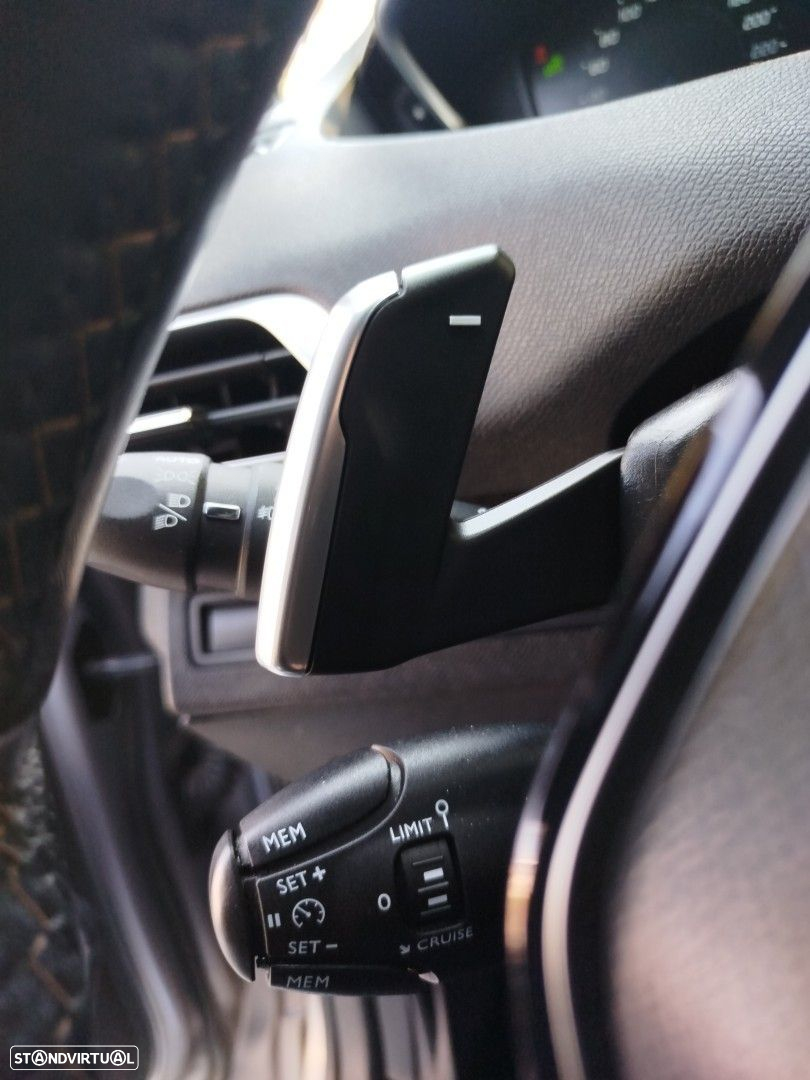 Peugeot 5008 1.2 PureTech GT Line EAT8 - 19