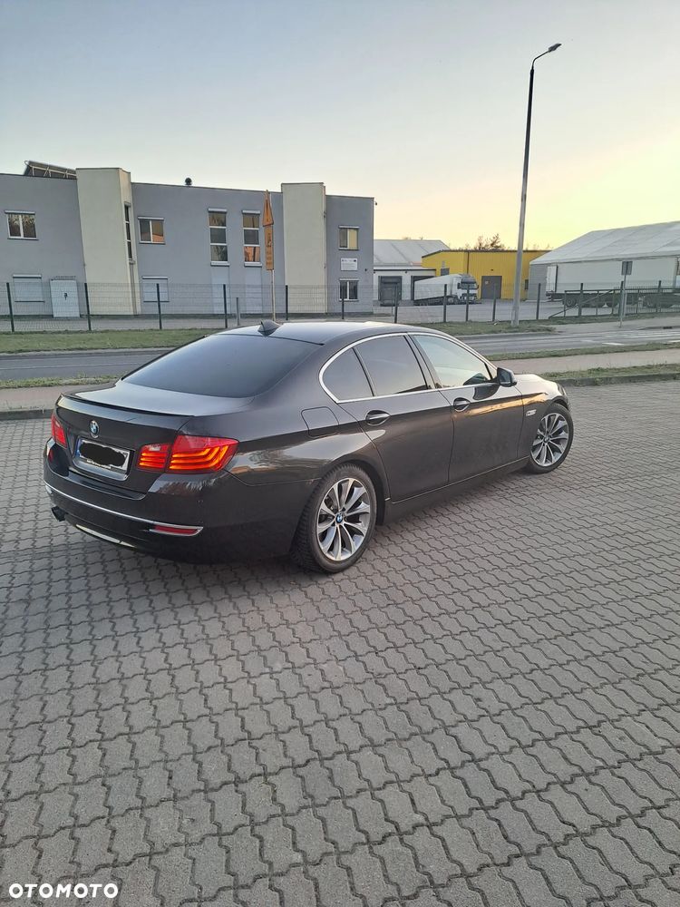 BMW Seria 5 520d xDrive Modern Line - 8