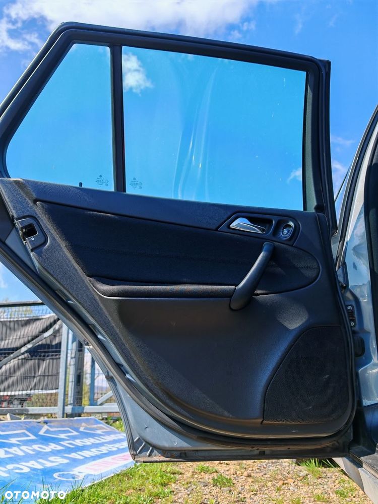 Drzwi przód/ tył P/L Mercedes-Benz C klasa W203 kombi - 8