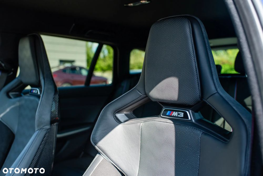BMW M3 Competition xDrive sport - 23