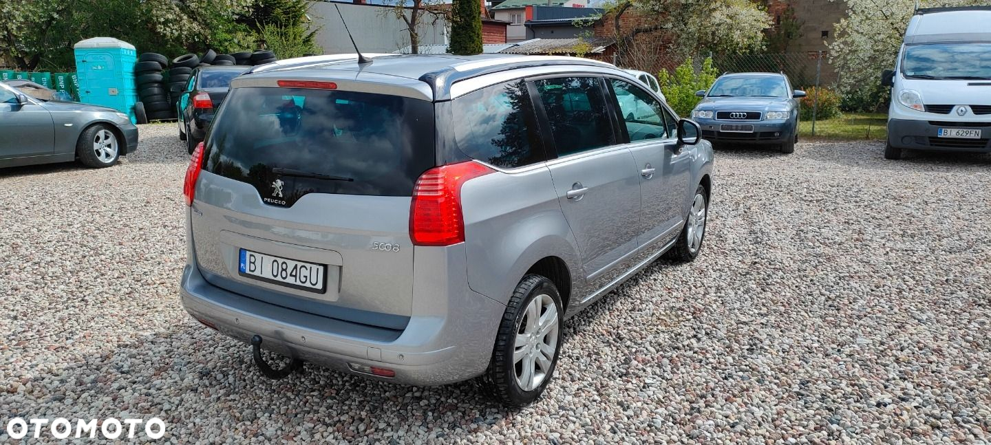 Peugeot 5008 - 10