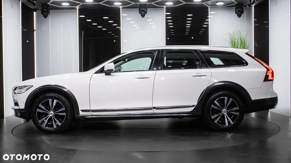 Volvo V90 Cross Country D4 SCR AWD Pro - 5