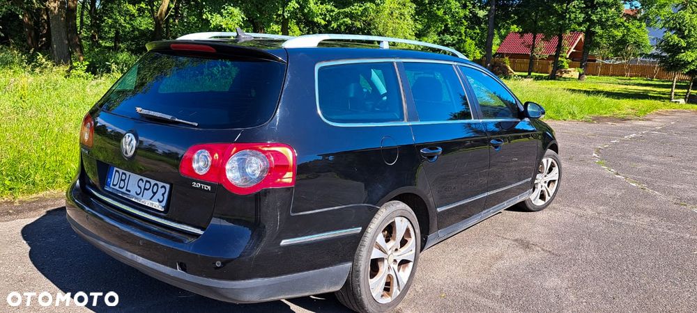 Volkswagen Passat 2.0 TDI Highline - 9