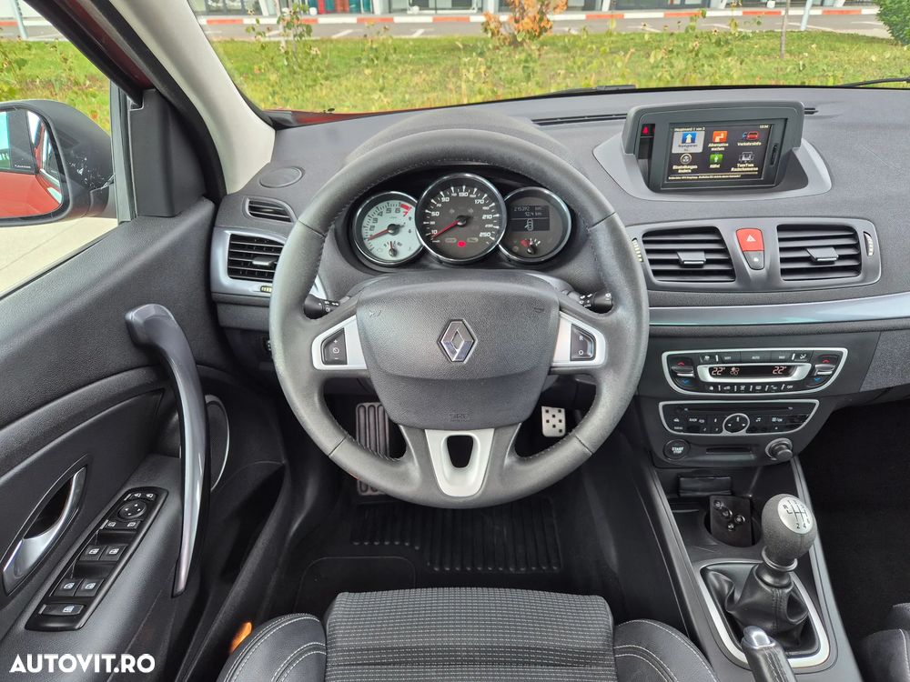 Renault Megane TCe 130 BOSE Edition - 13