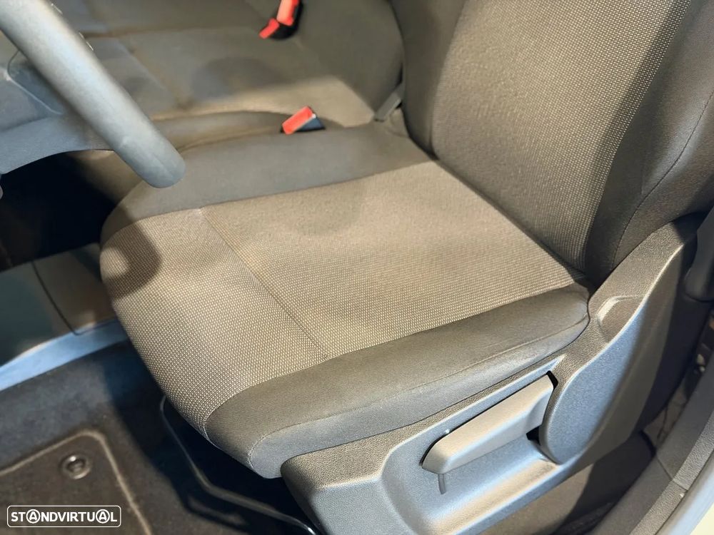 Opel Combo 1.5 CDTi 100HP 3L - 23