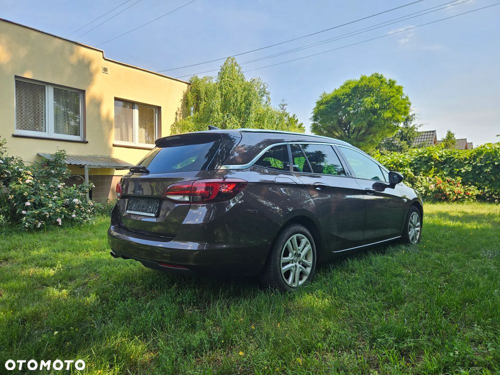 Opel Astra 1.6 CDTI Elite S&S - 6