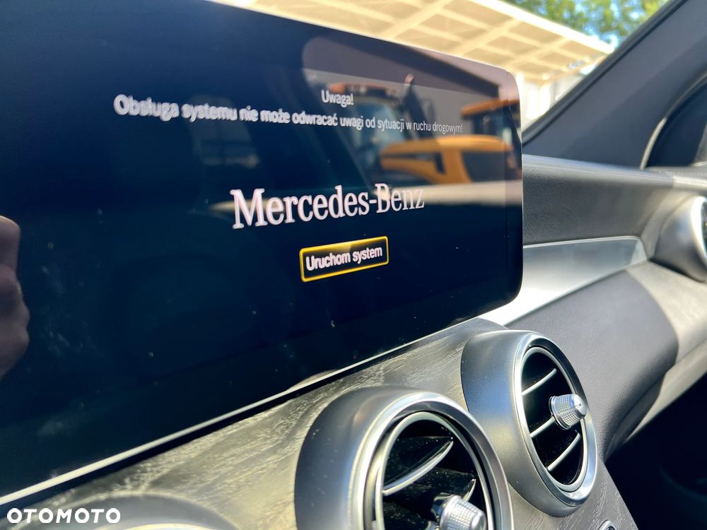 Mercedes-Benz GLC 300 d 4-Matic - 32