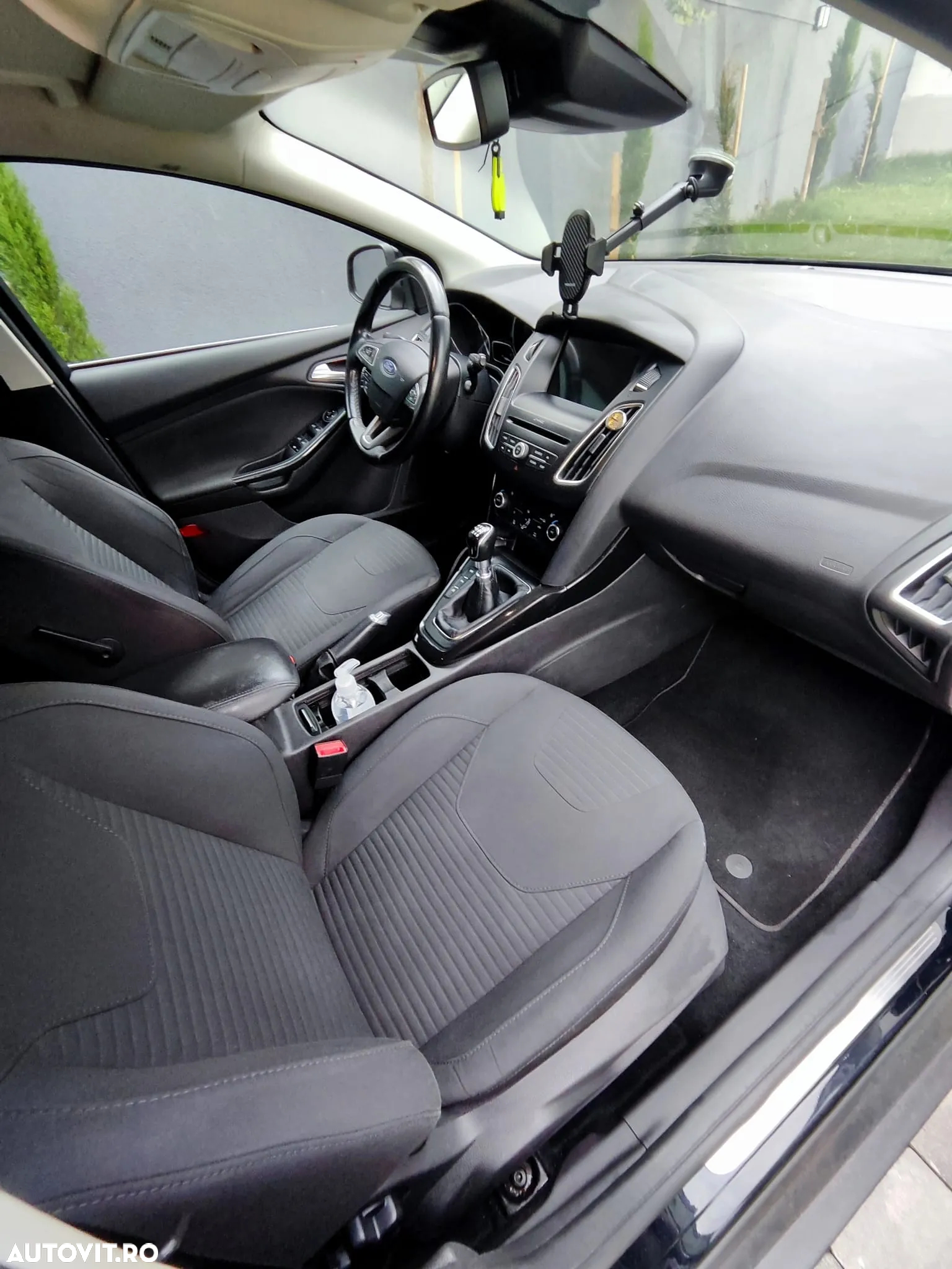 Ford Focus 1.5 EcoBlue Start-Stopp-System TITANIUM - 6