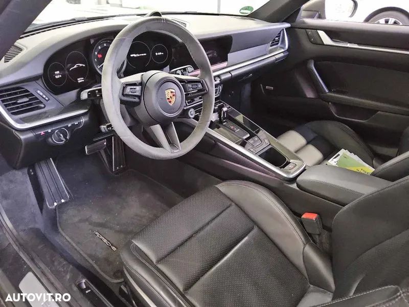 Porsche 911 Carrera PDK - 5