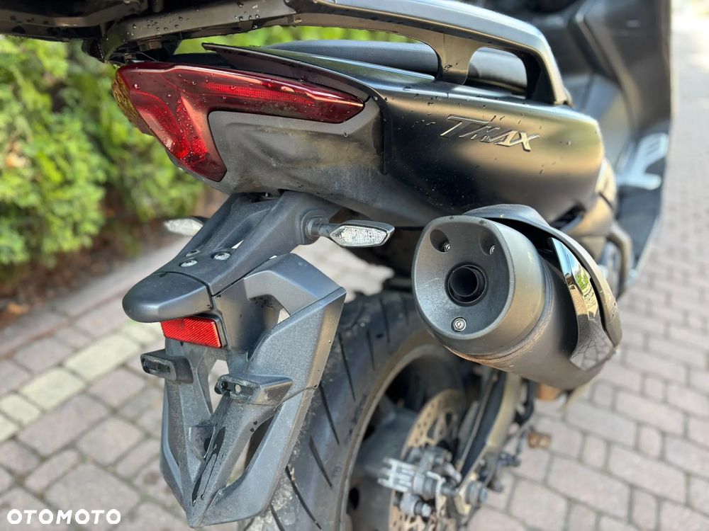 Yamaha Tmax - 24