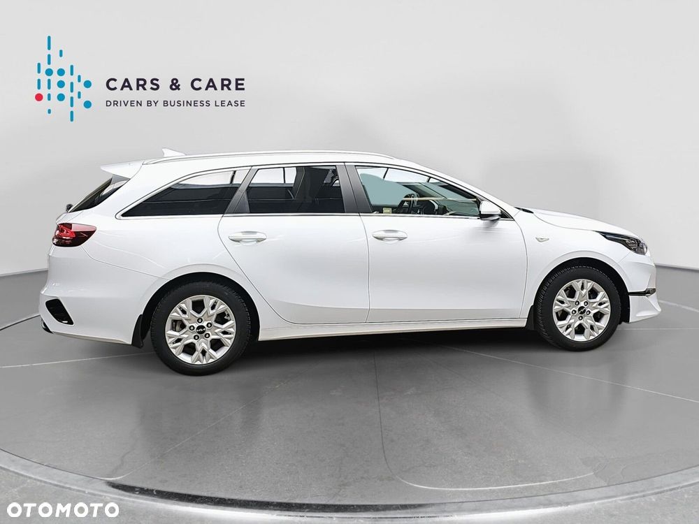 Kia Ceed 1.5 T-GDI M - 23