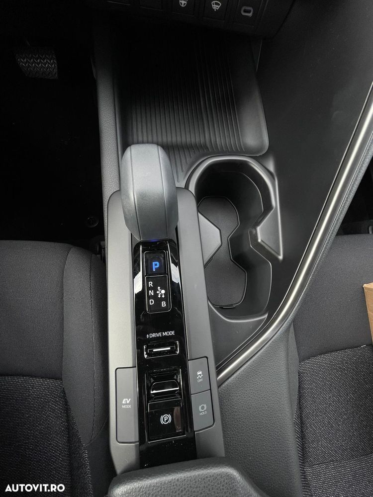 Toyota C-HR 1.8 HEV 140 CP 4x2 CVT Active - 17