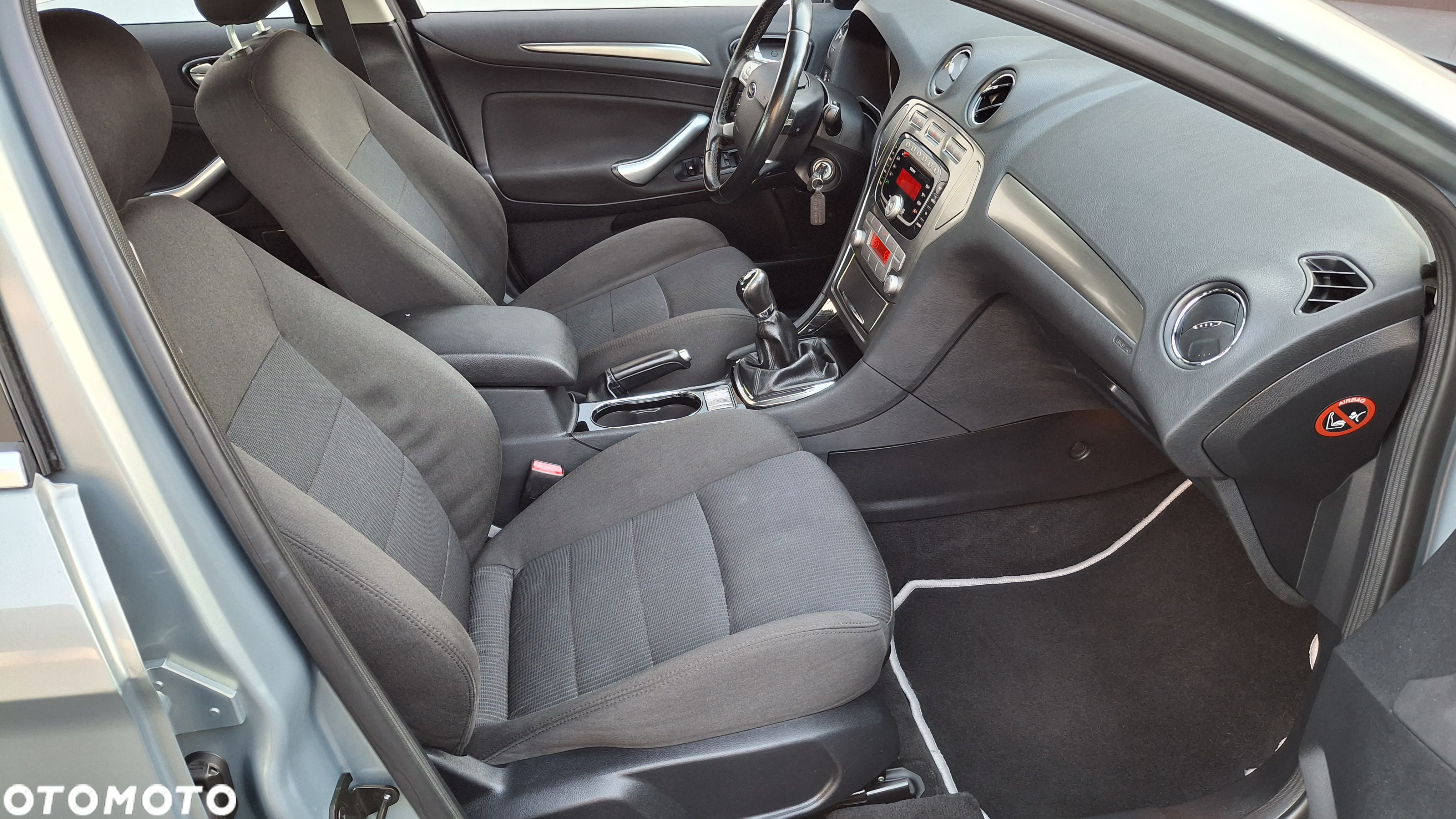 Ford Mondeo - 10