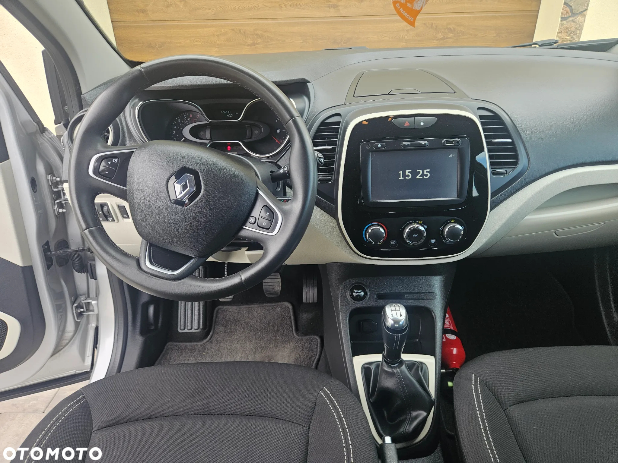 Renault Captur (ENERGY) TCe 90 BOSE EDITION - 8