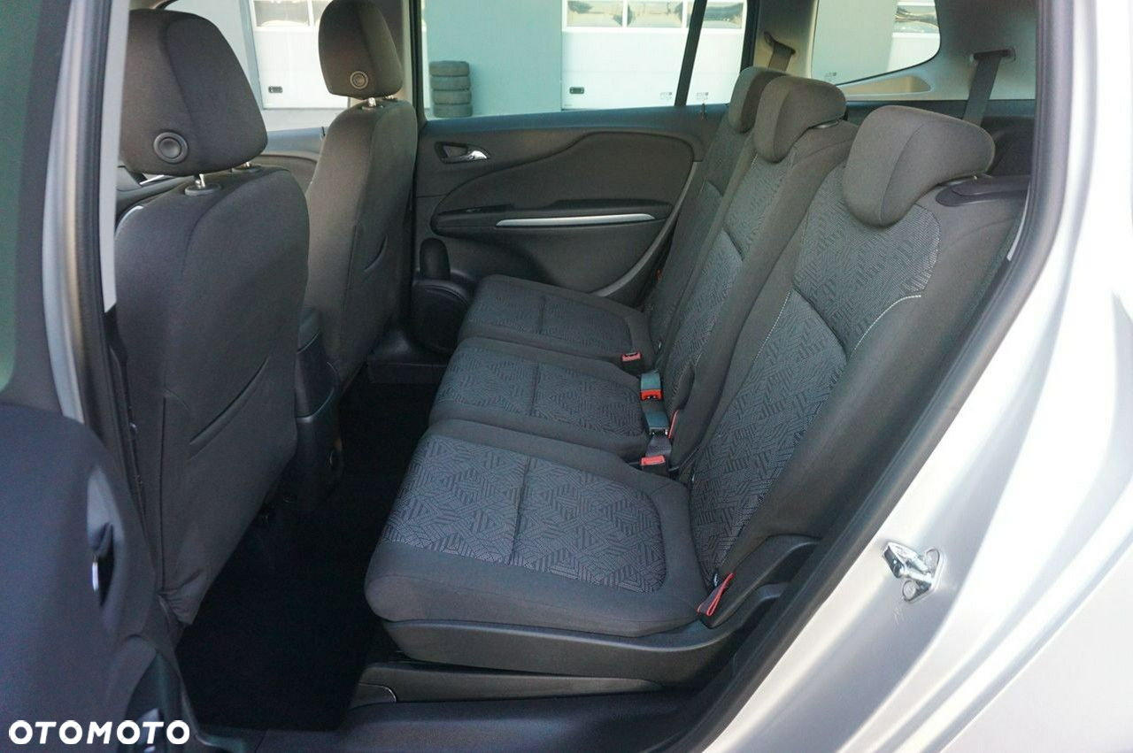 Opel Zafira Tourer 1.4 Turbo Active - 21