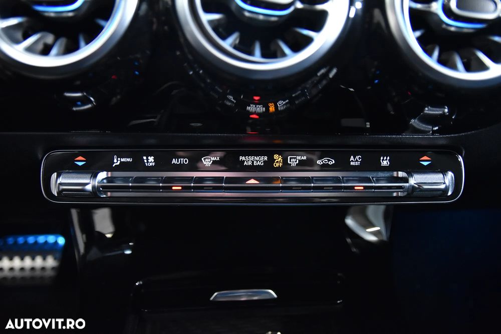 Mercedes-Benz CLA 250 - 19