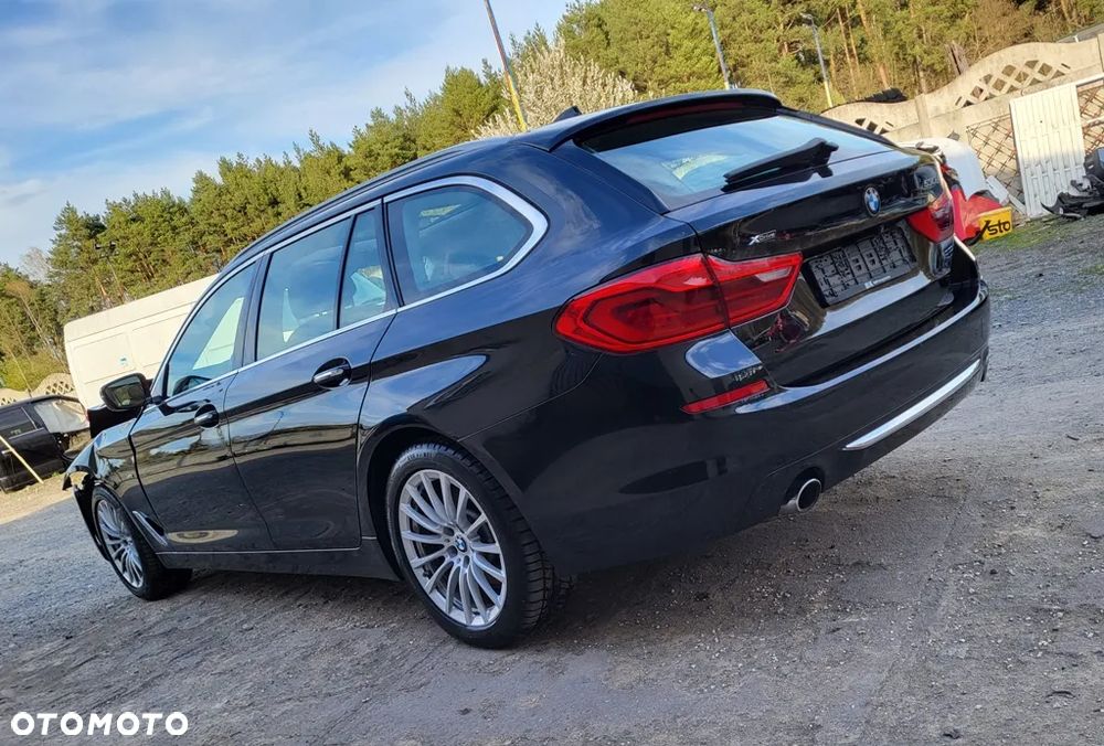 BMW Seria 5 530d xDrive Luxury Line - 6