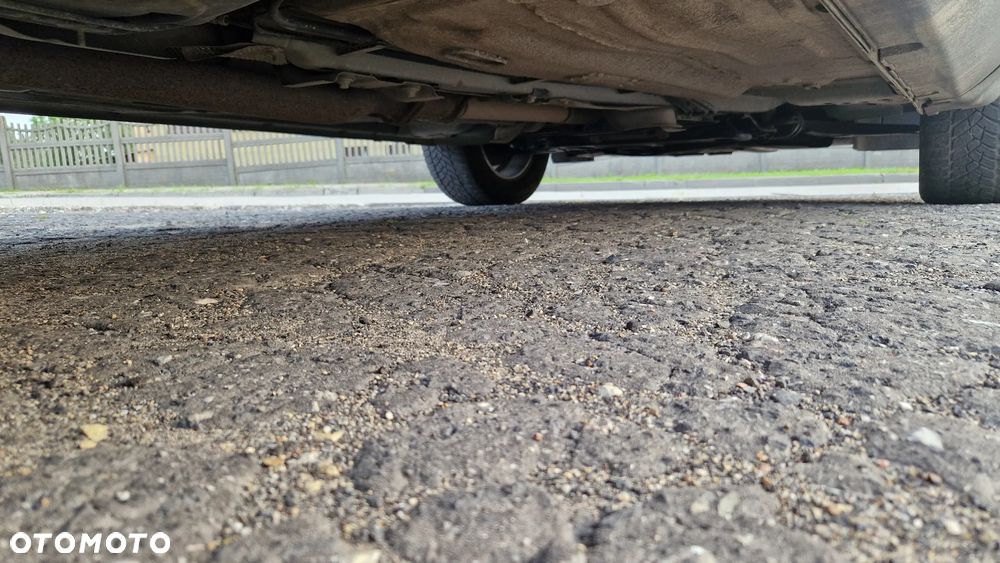 Ford Kuga 2.0 TDCi 4x4 Titanium - 10