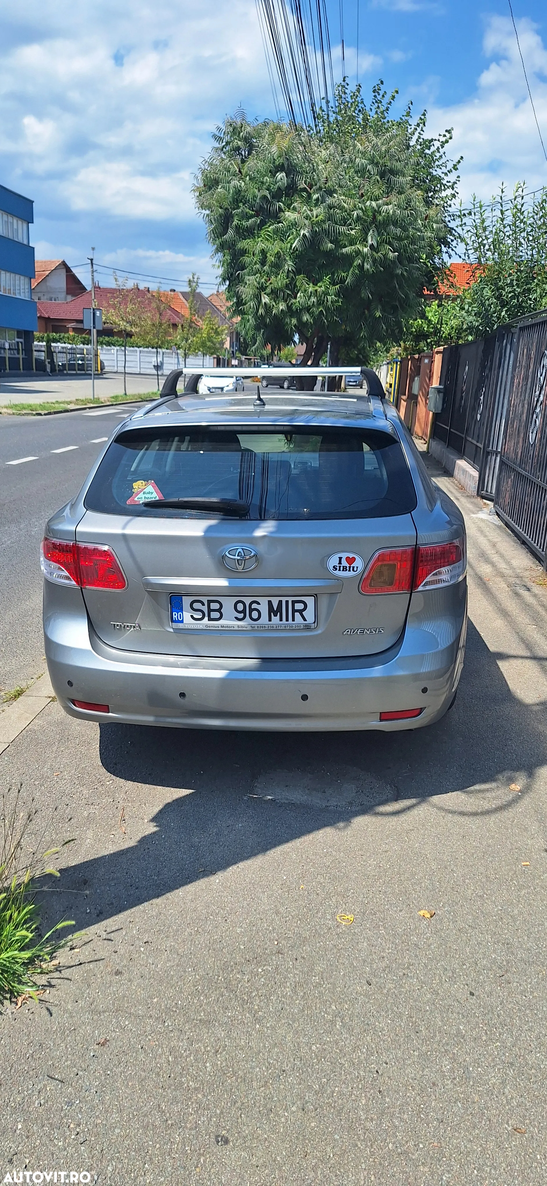 Toyota Avensis 2.0 D-4D Executive - 12