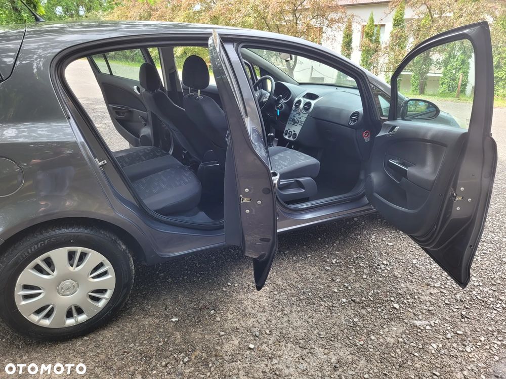 Opel Corsa 1.4 16V Satellite - 20