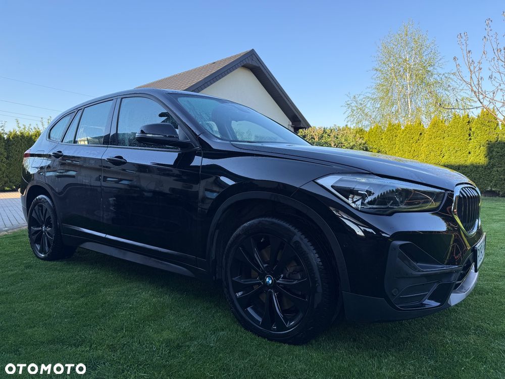 BMW X1 sDrive20d Advantage sport - 4