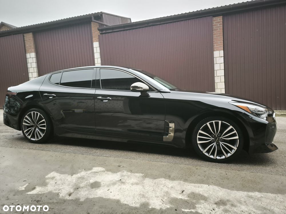 Kia Stinger 2.0 T-GDI GT Line - 14