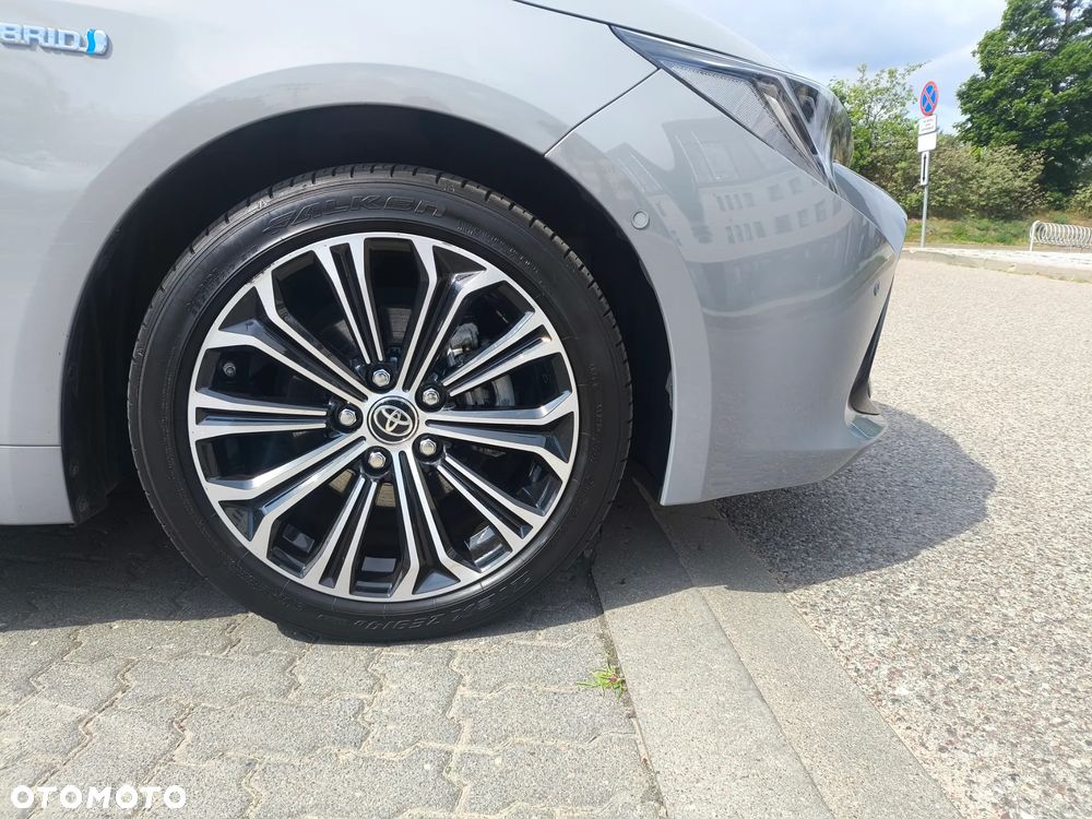 Toyota Corolla 1.8 Hybrid Comfort - 38