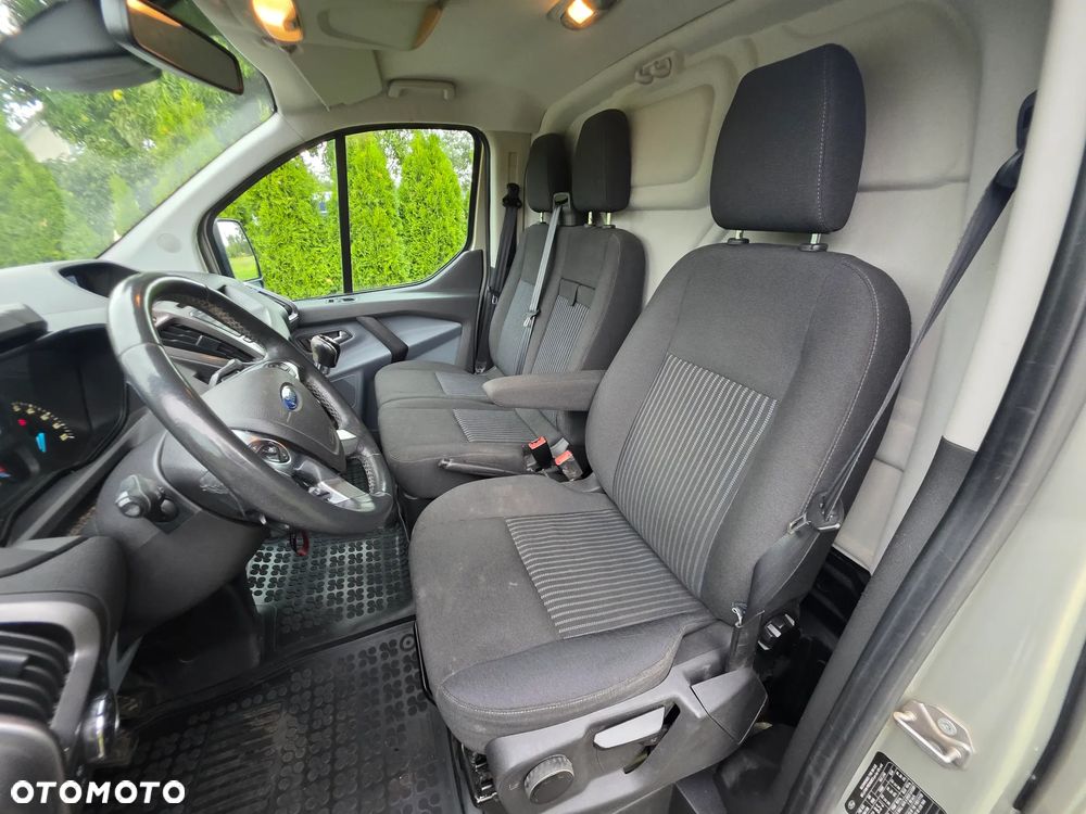 Ford Transit Custom - 12