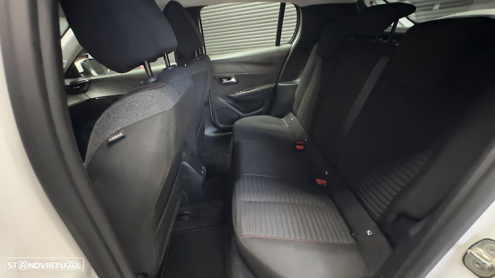 Peugeot e-208 Active Pack - 39