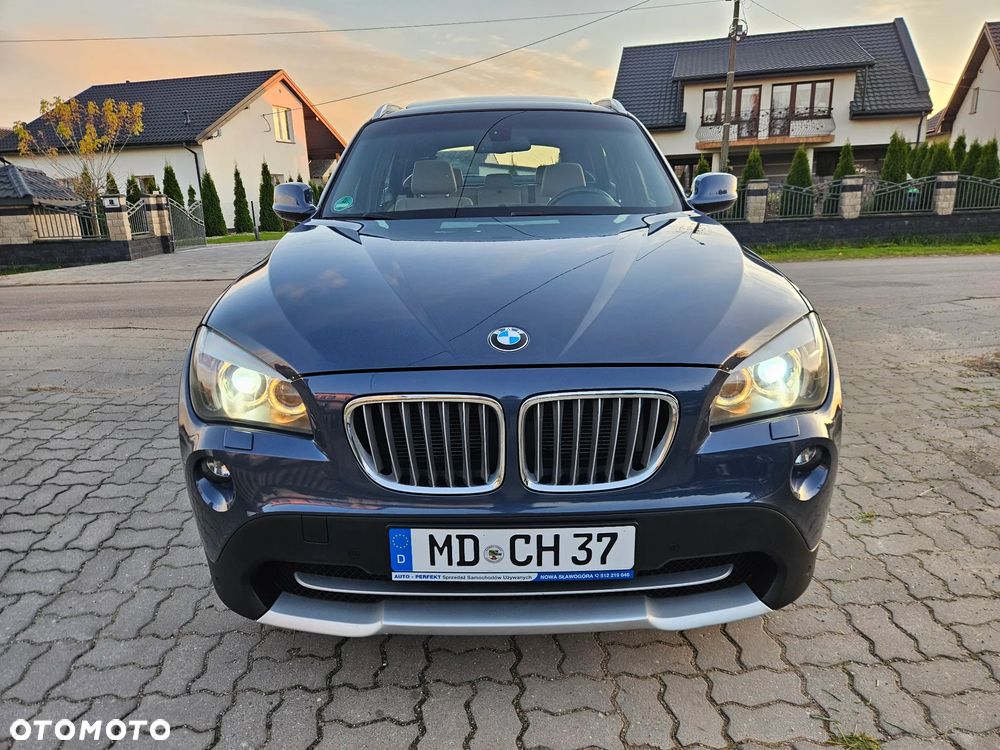 BMW X1 xDrive28i xLine - 3