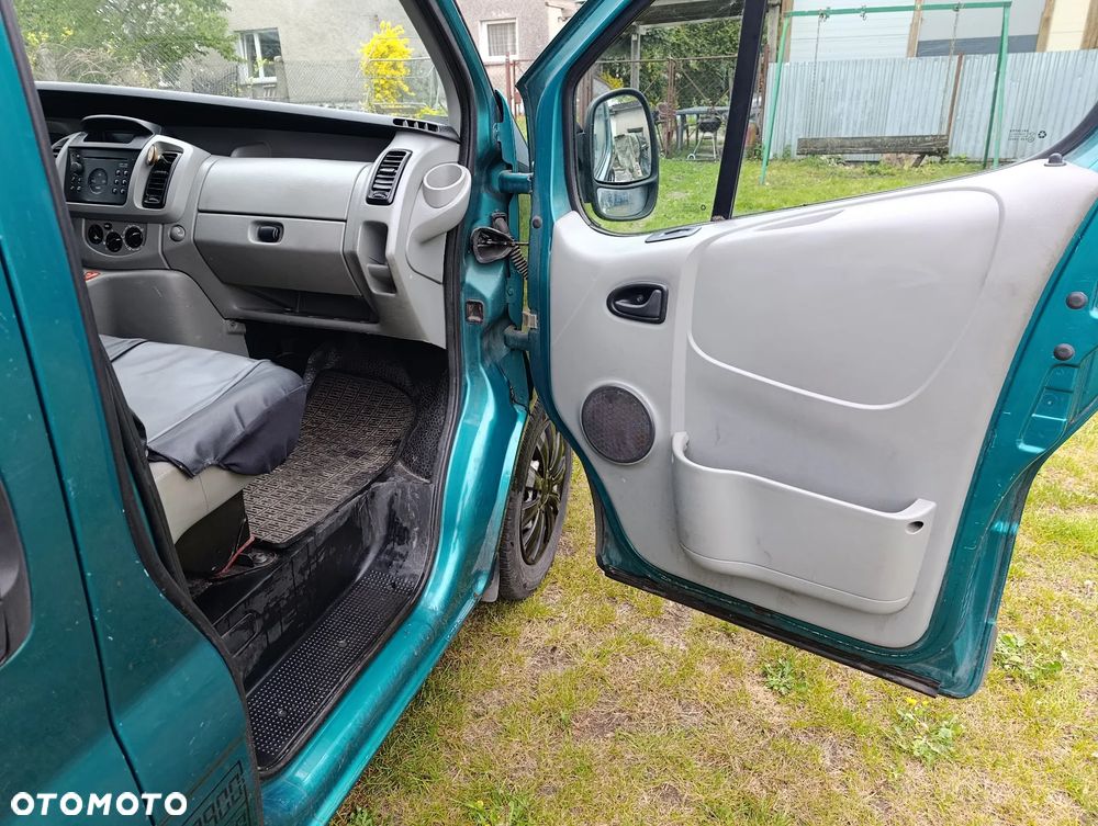 Opel Vivaro - 14