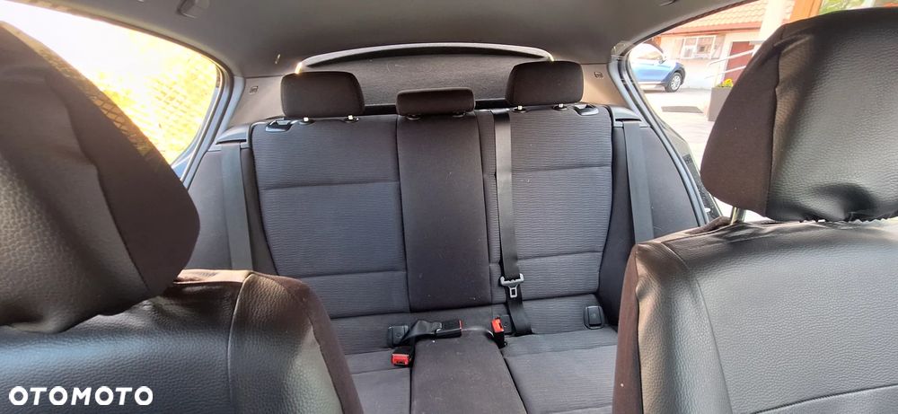BMW Seria 1 118d - 16
